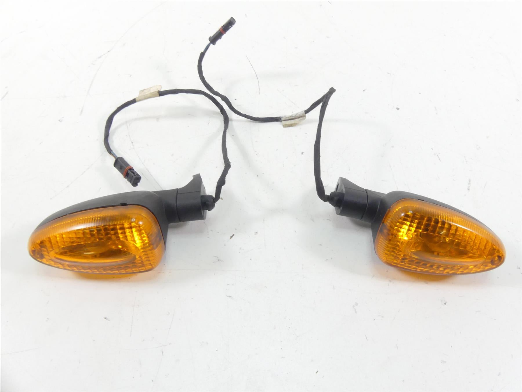 2009 BMW K1300 S K40 Rear Blinker Turn Signal Set 63137667771 63137667772 | Mototech271