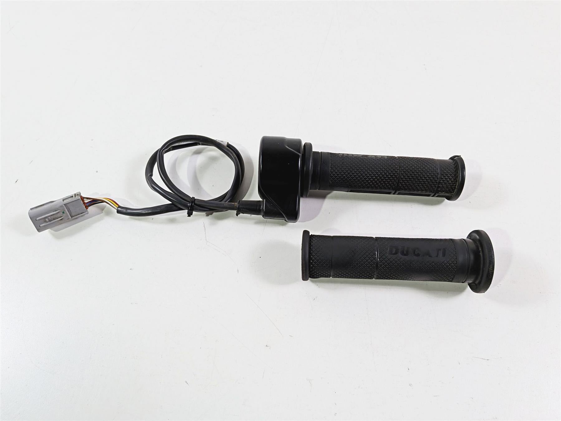2016 Ducati Hypermotard 939 SP Ride By Wire Throttle Grip Set 66020033E-Mototech271