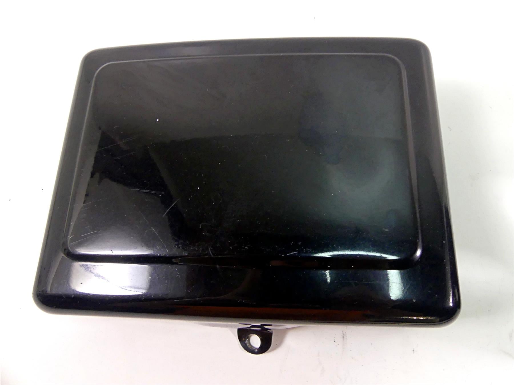 2014 Harley Dyna FXDB Street Bob Battery Carrier & Side Cover 70379-06B {{ shop.shopifyCountryName }} - Mototech271