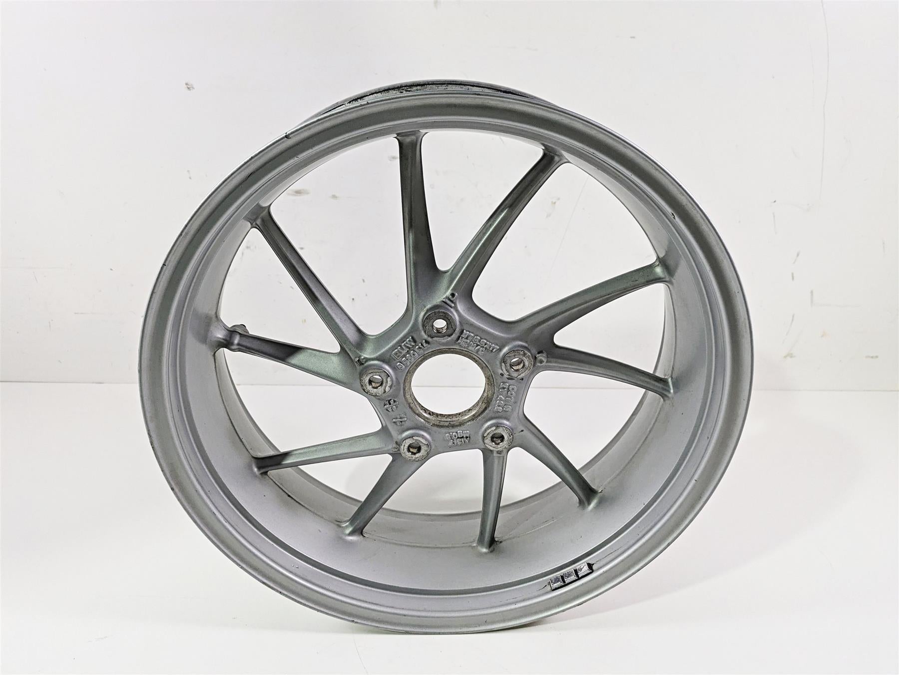 2019 BMW R1250RT K52 Straight Rear Wheel Rim Silver 17x5.5 36317727235 {{ shop.shopifyCountryName }} - Mototech271