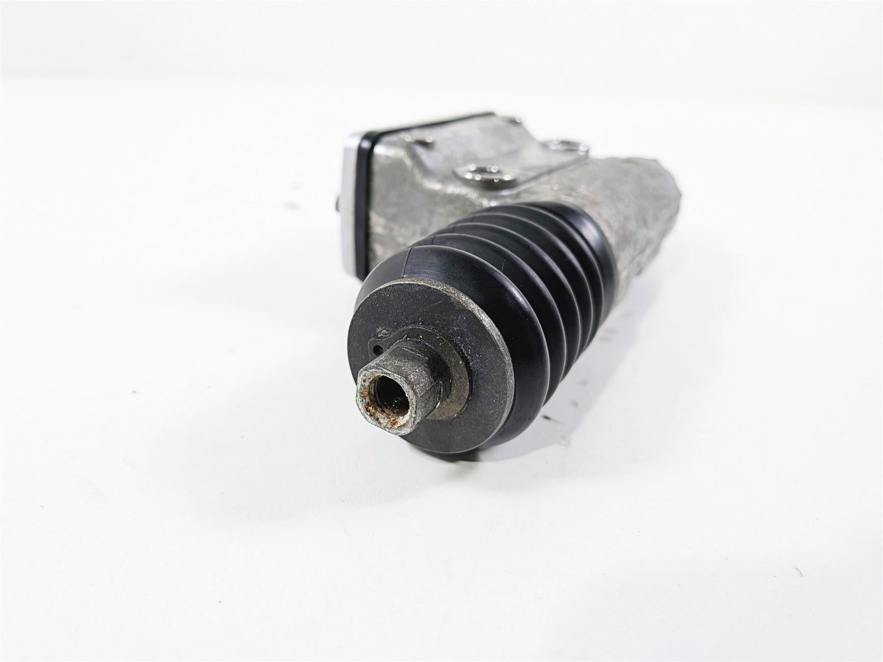 2003 Harley Sportster XL1200 Rear Brake Master Cylinder 42472-87 {{ shop.shopifyCountryName }} - Mototech271