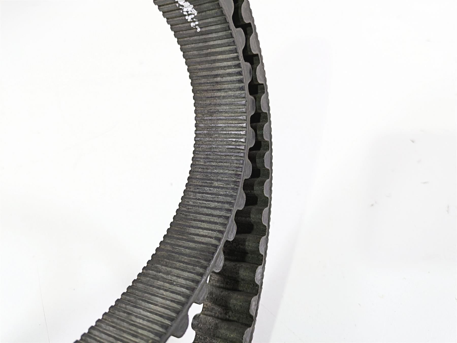 2003 Harley Softail FXSTDI Deuce 100th Drive Belt 135T 1-1/8" 40307-00B {{ shop.shopifyCountryName }} - Mototech271