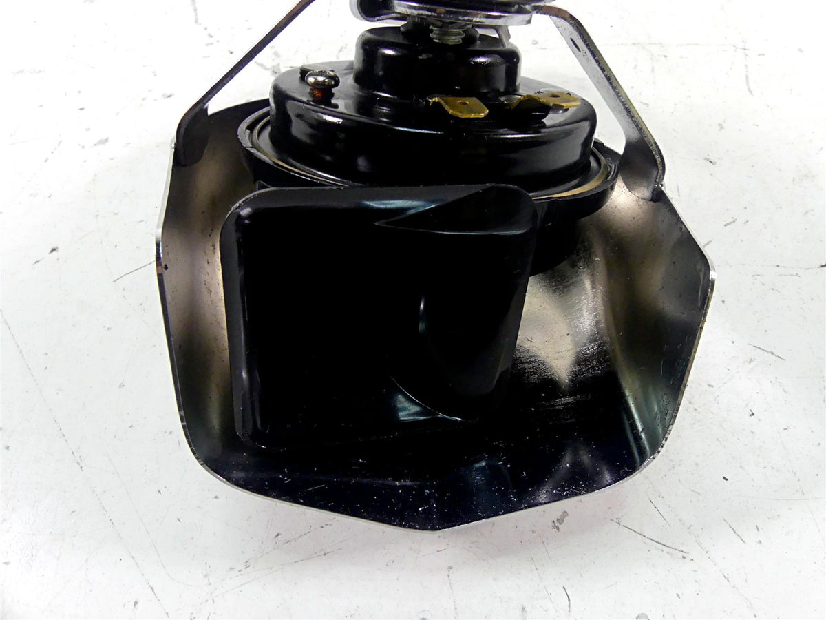 2002 Harley Touring FLHTC Electra Glide Horn & Chrome Cover 61300478A {{ shop.shopifyCountryName }} - Mototech271