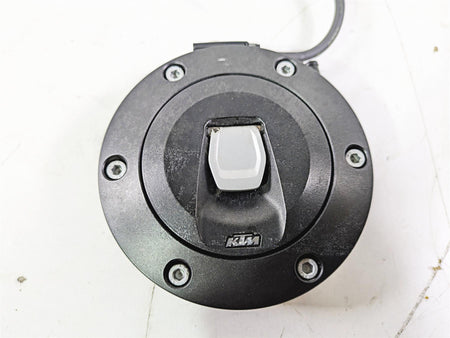2022 KTM 1290 Super Adventure S Keyless Fuel Gas Tank Lid 61907008000 {{ shop.shopifyCountryName }} - Mototech271