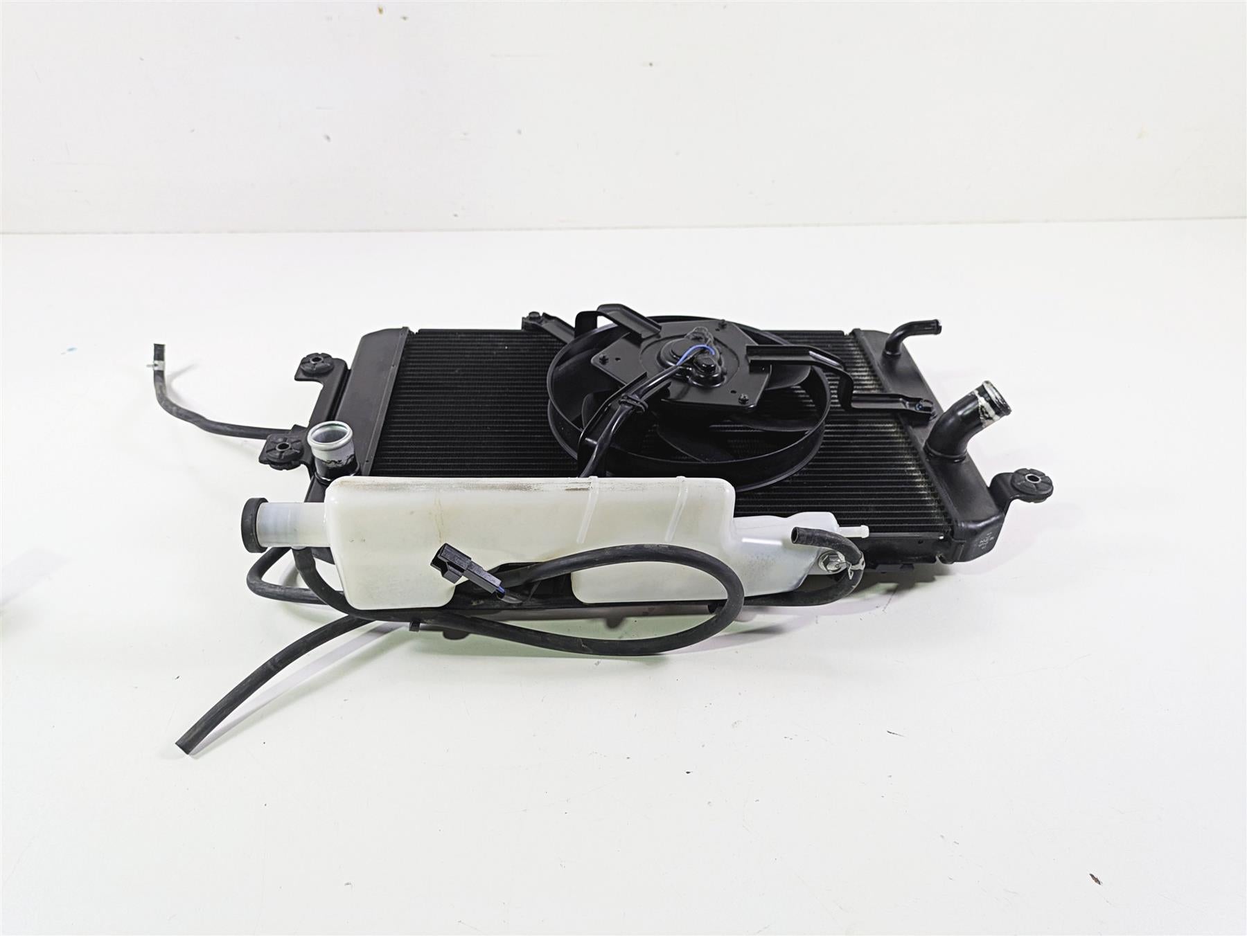 2019 Suzuki M109R VZR1800 Boulevard Radiator Fan Reservoir Hoses 17710-48G00 {{ shop.shopifyCountryName }} - Mototech271