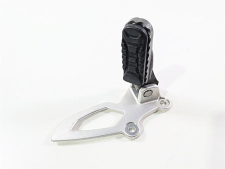 2023 BMW R nineT Scrambler K23 Left Footpeg Foot Peg Rest 46718558717 {{ shop.shopifyCountryName }} - Mototech271