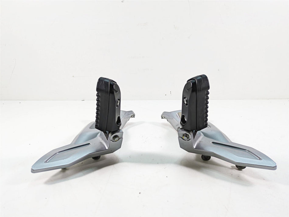 2020 Moto Guzzi V85 TT Adventure Rear Passenger Footpeg Rest Set 2B005628 {{ shop.shopifyCountryName }} - Mototech271