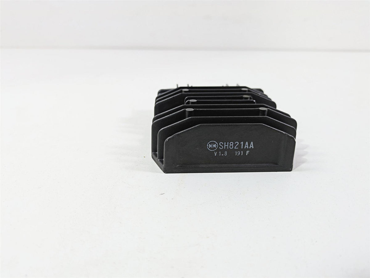 2022 Ducati Hypermotard 950 Rectifier Voltage Regulator 54040321A SH821AA {{ shop.shopifyCountryName }} - Mototech271