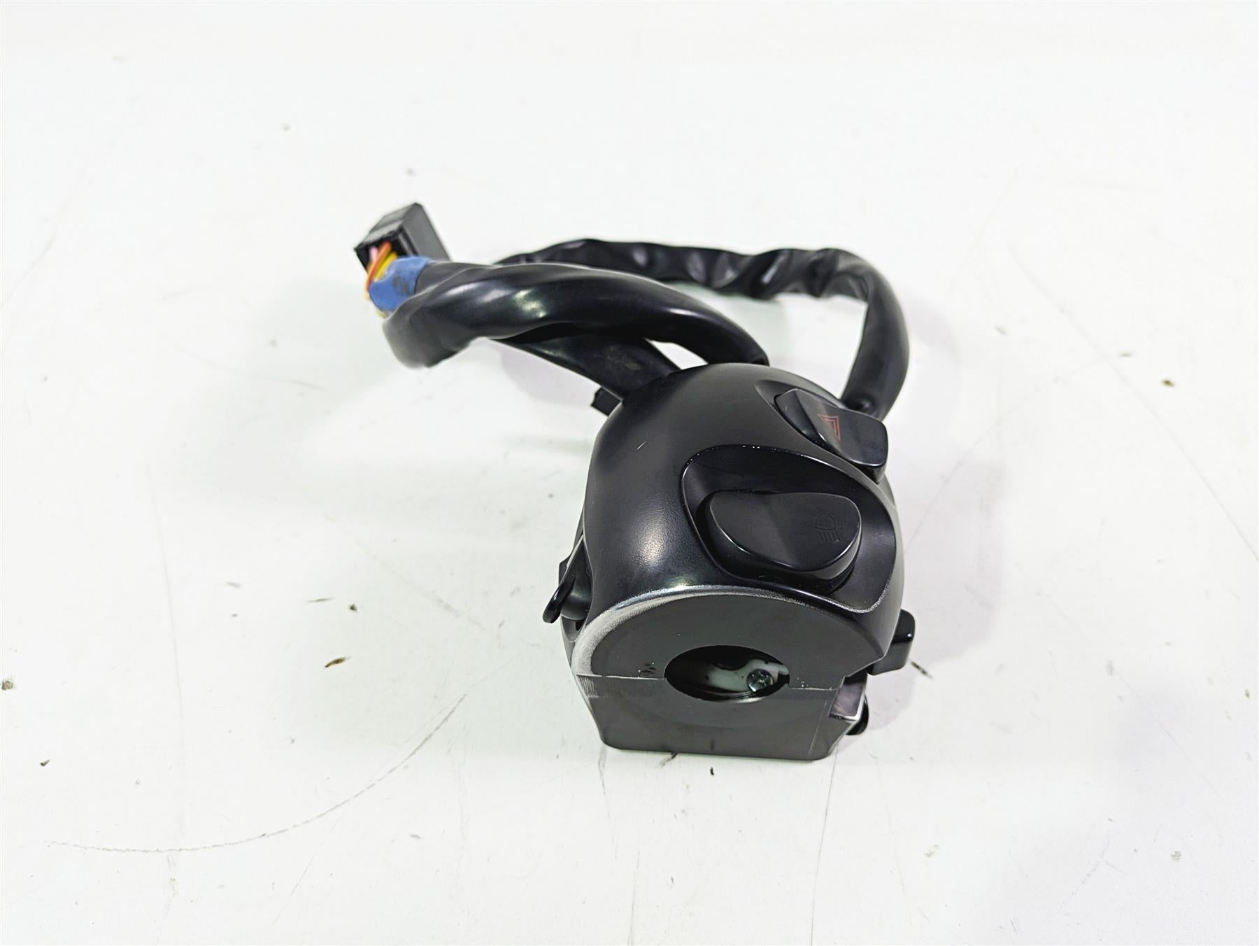 2012 Victory Cross Country Left Hand Turn Signal Control Switch 4012119 {{ shop.shopifyCountryName }} - Mototech271