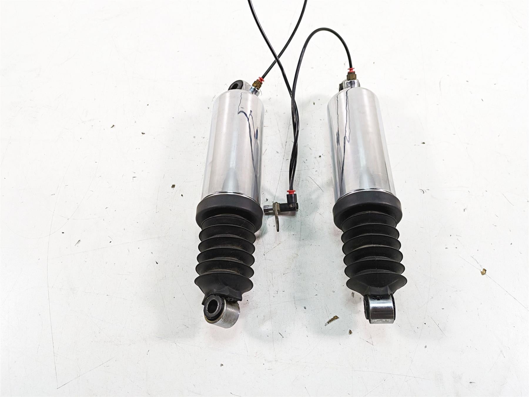 2008 Harley FLHTCU Electra Glide Rear Chrome Air Shock Damper 12" Set {{ shop.shopifyCountryName }} - Mototech271