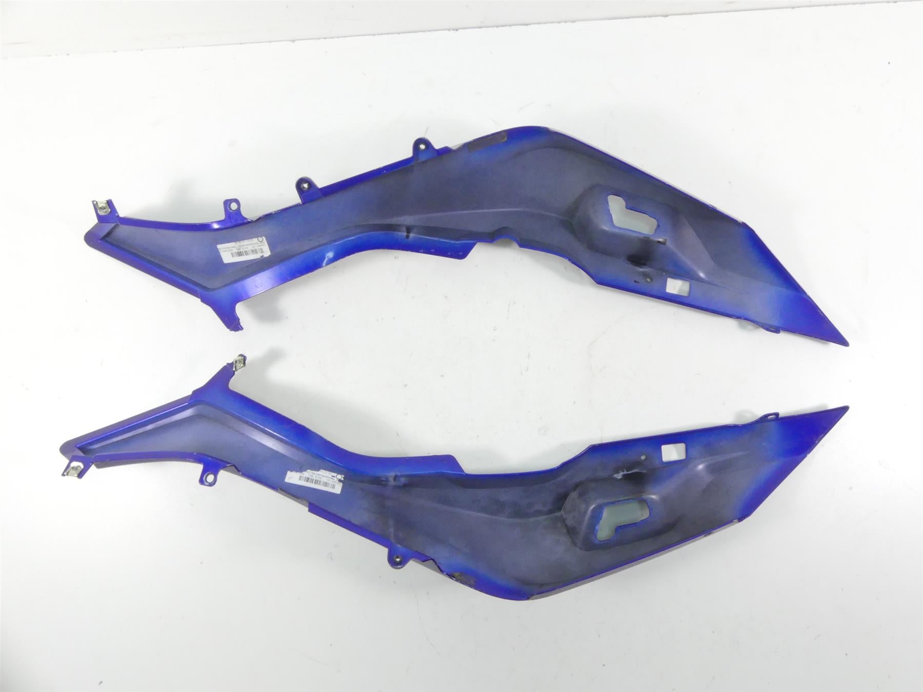 2015 BMW R1200RT K52 Rear Tail Side Fairing Cover Cowl Set - Read 46638533567 {{ shop.shopifyCountryName }} - Mototech271