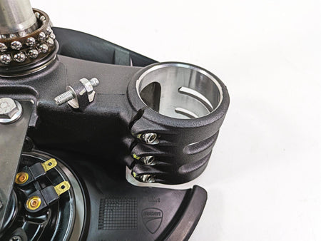 2016 Ducati Panigale 1299 S Lower Triple Tree 58mm Clamp Ohlins 34220681AA {{ shop.shopifyCountryName }} - Mototech271
