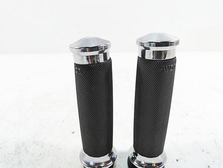 2010 Harley Touring FLHTCU Electra Glide Nice Avon Hand Grip Set CC-85-CH-FLY {{ shop.shopifyCountryName }} - Mototech271