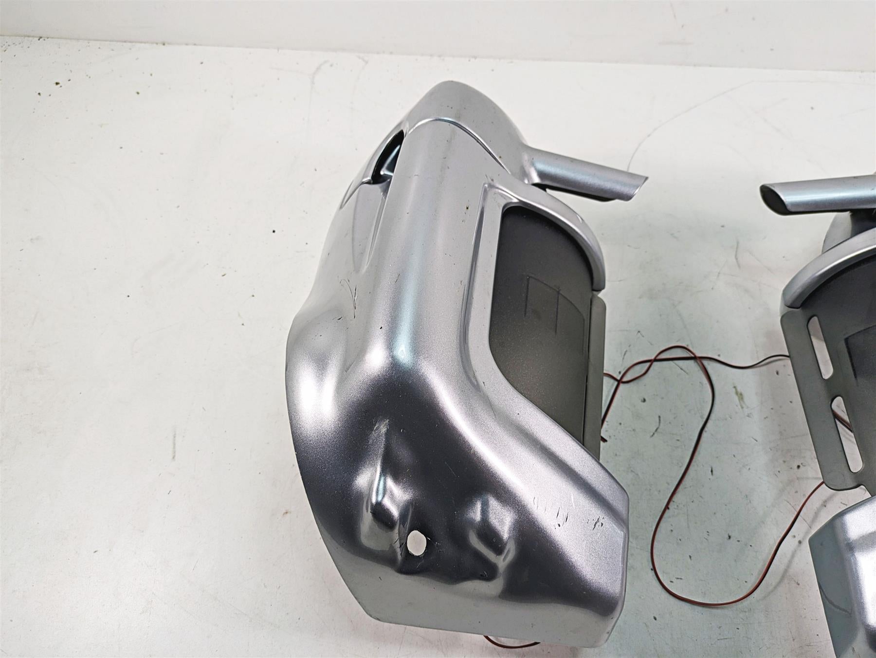 2010 Harley Touring FLHTCU Electra Glide Lower Vented Speaker Fairings Set {{ shop.shopifyCountryName }} - Mototech271