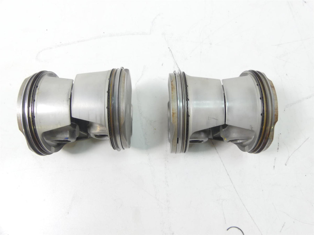 2020 Suzuki GSX1300 R Hayabusa Cylinder Jug Barrel + Pistons 11210-15H00-0F0 {{ shop.shopifyCountryName }} - Mototech271