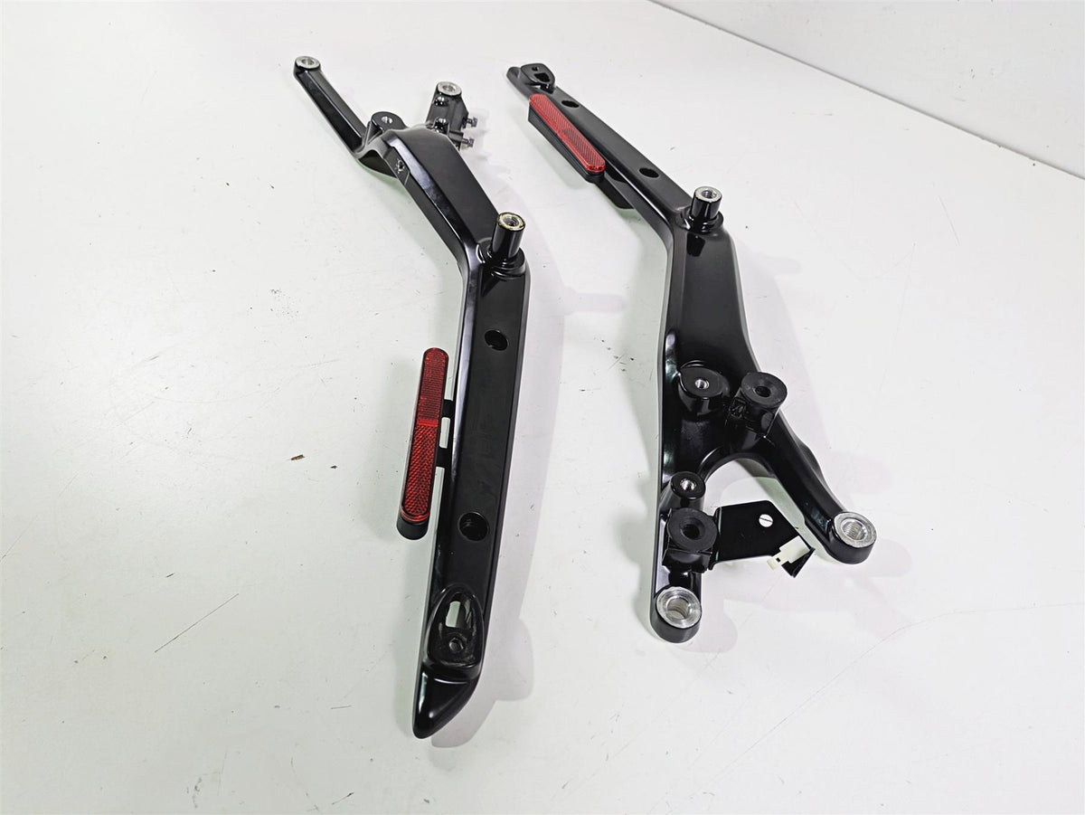 2024 Harley Sportster RH975 S Rear Fender Support Strut Set 47200749A 47200765A {{ shop.shopifyCountryName }} - Mototech271