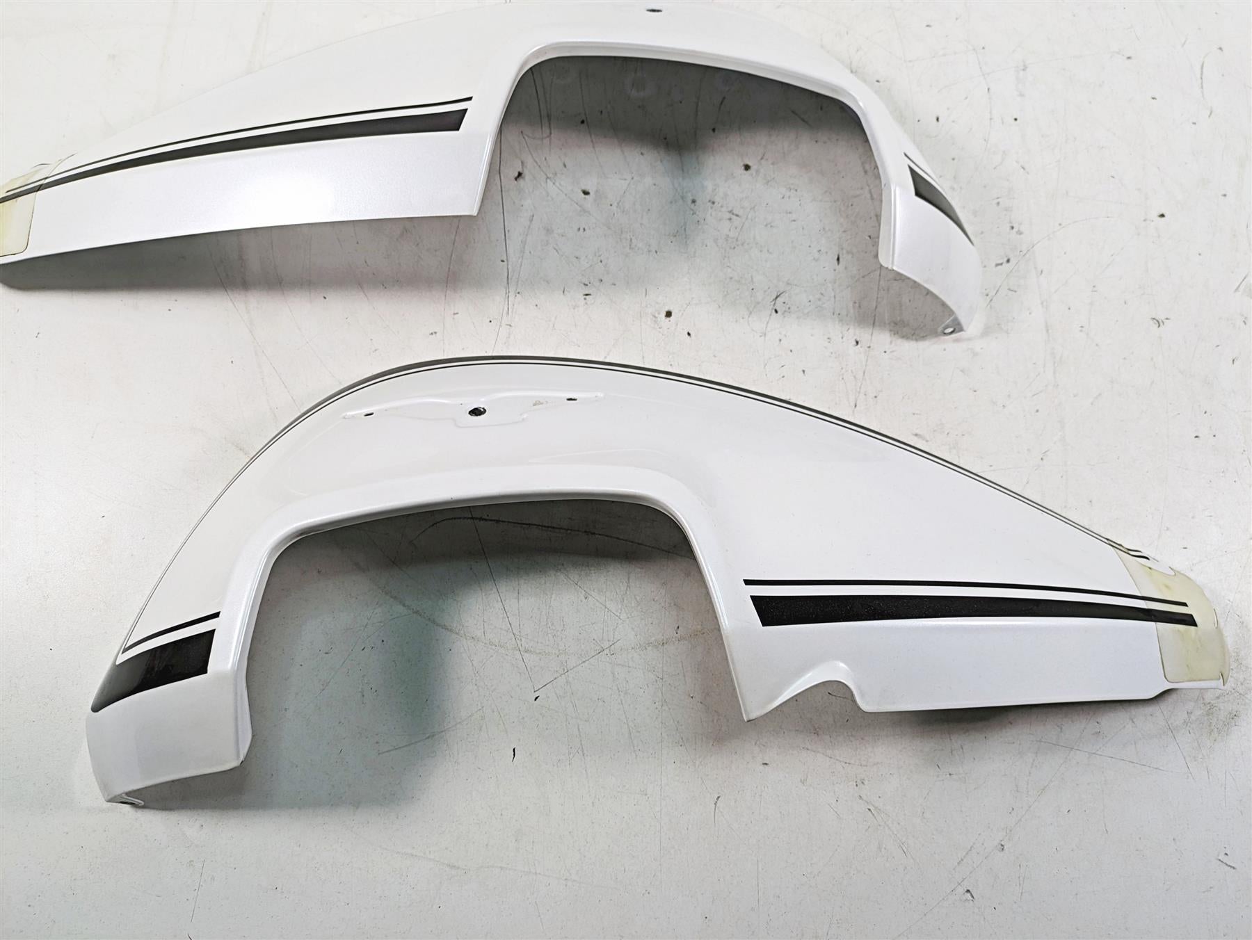 2014 Moto Guzzi California 1400 T Left Right Tank Cover Fairings - Read B063182 {{ shop.shopifyCountryName }} - Mototech271