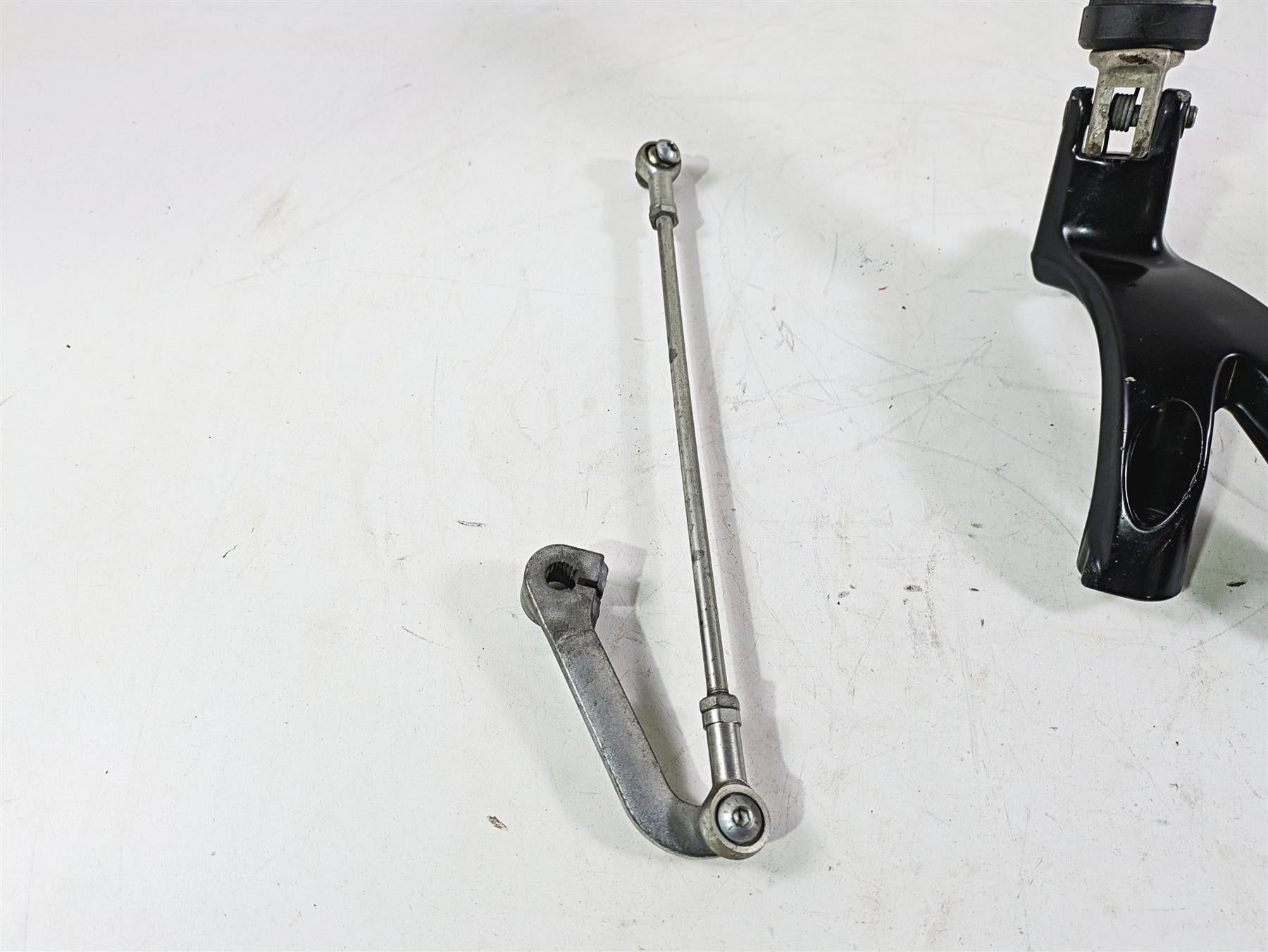2018 Harley FXBR Softail Breakout Left Footpeg + Mount & Shift Parts 33600134 {{ shop.shopifyCountryName }} - Mototech271
