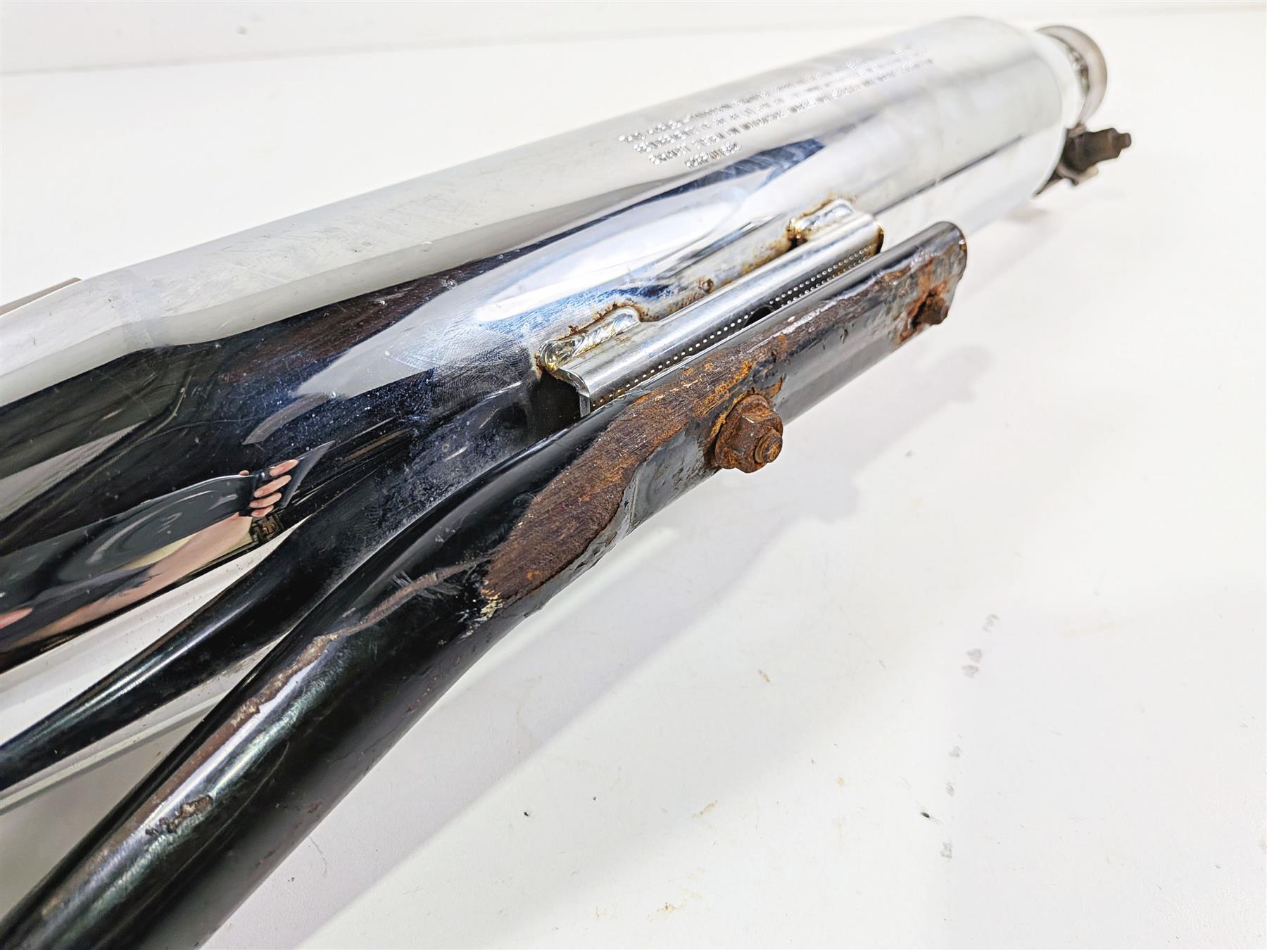 2007 Harley Dyna FXDB Street Bob Stock Exhaust Muffler Pipe Set 64941-07 {{ shop.shopifyCountryName }} - Mototech271
