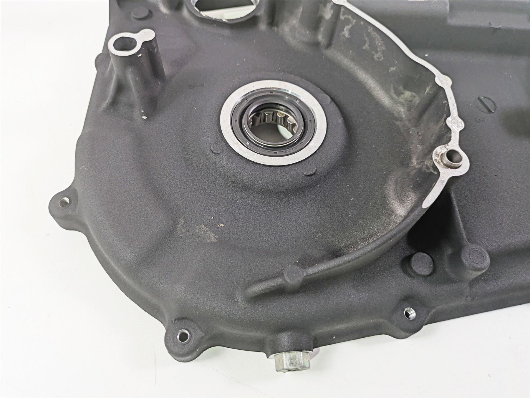 2010 Harley Dyna FXDB Street Bob Inner Primary Drive Clutch Cover 60681-06B {{ shop.shopifyCountryName }} - Mototech271