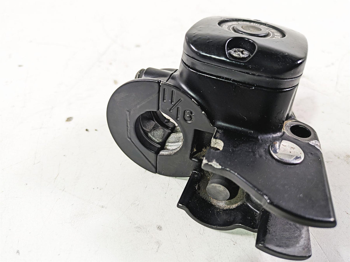 2003 Harley Touring FLHTCUI 100TH E-Glide Front Brake Master Cylinder 45013-96E {{ shop.shopifyCountryName }} - Mototech271