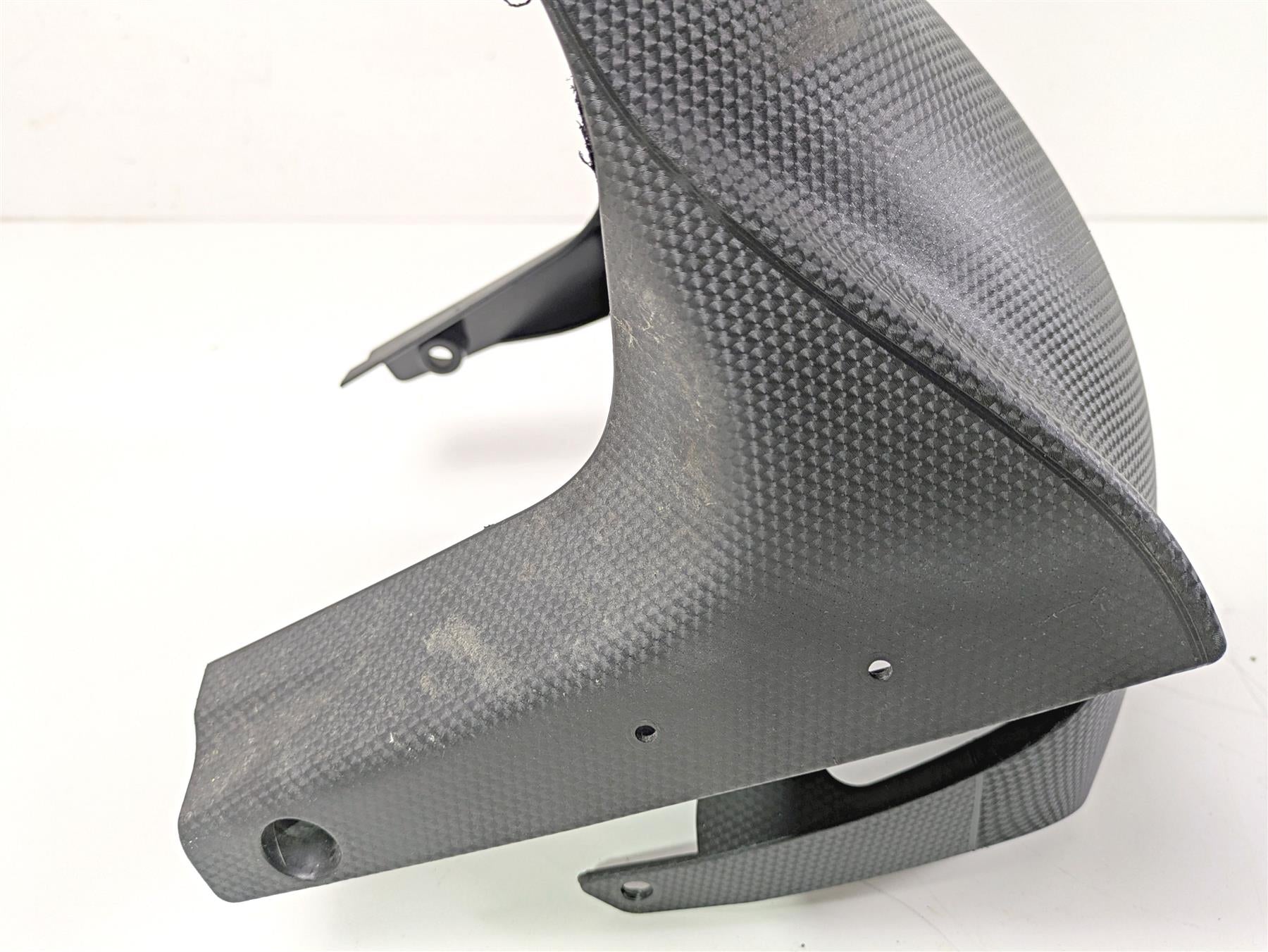 2017 Aprilia RSV 1100 Tuono V4 Factory Front Fender Carbon Style 2B003404 {{ shop.shopifyCountryName }} - Mototech271