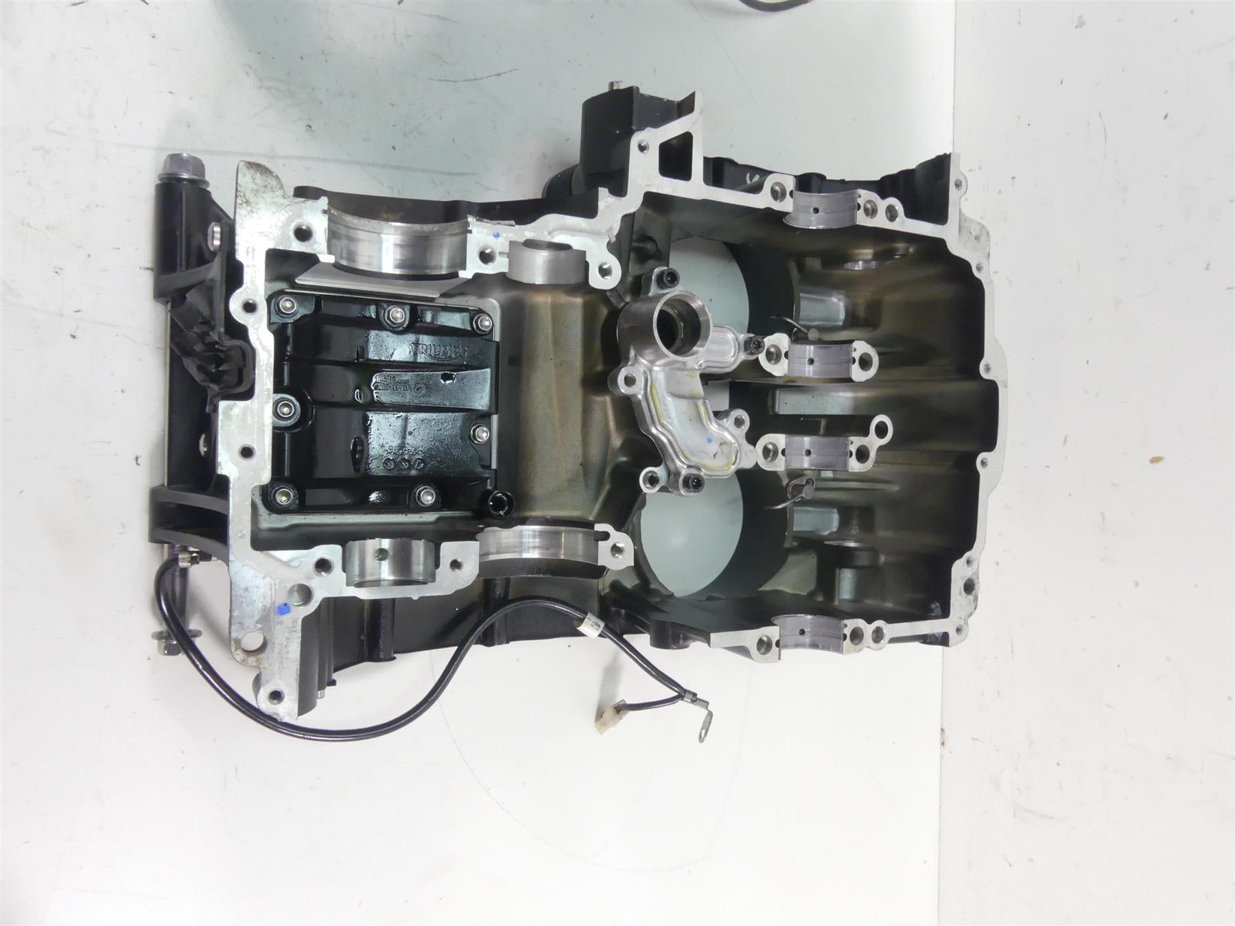 2017 Triumph Thruxton 1200 R Engine Motor Case Housing Set 4K T1162953 {{ shop.shopifyCountryName }} - Mototech271