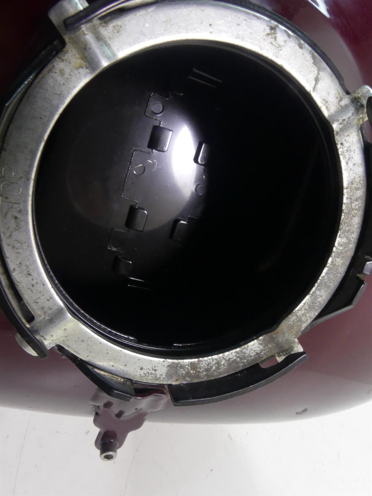 2017 Harley Touring FLHTKL Electra Glide Fuel Gas Petrol Tank - Dents 61356-08 {{ shop.shopifyCountryName }} - Mototech271