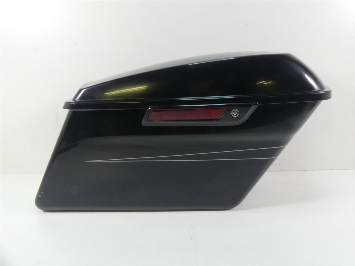 2014 Harley Touring FLHXS Street Glide Sp Right Saddlebag Saddle Bag 90200412 {{ shop.shopifyCountryName }} - Mototech271