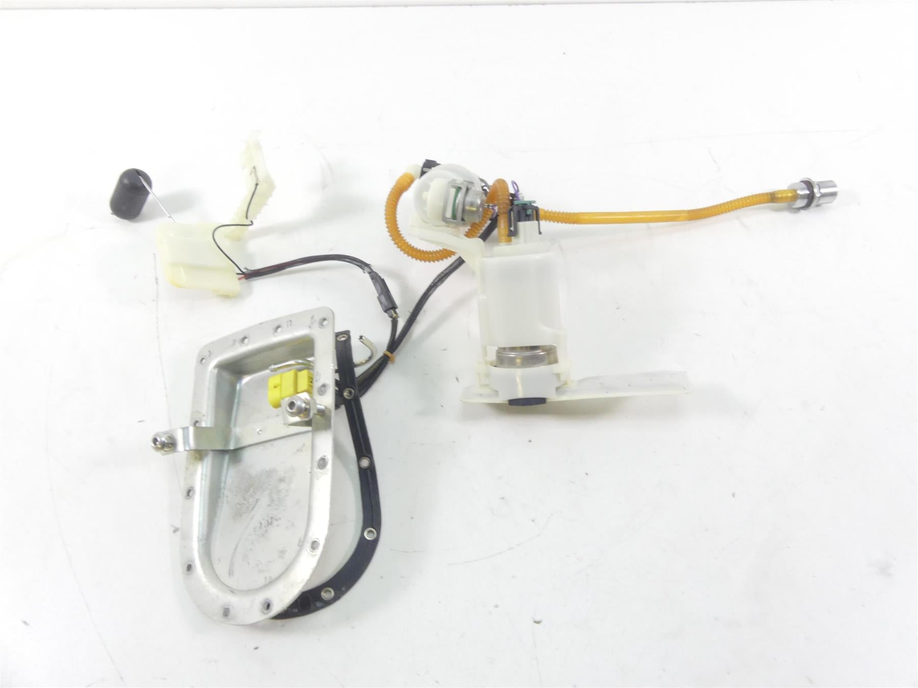 2014 Harley Dyna FXDF Fat Bob Fuel Gas Petrol Pump & Sending Unit 75218-04D {{ shop.shopifyCountryName }} - Mototech271