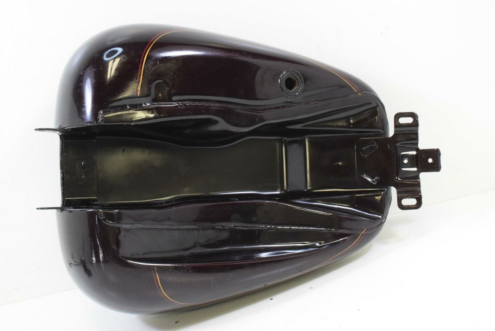 2014 Harley Touring FLHTCU Electra Glide Fuel Gas Petrol Tank - Dent - 61356-08 {{ shop.shopifyCountryName }} - Mototech271