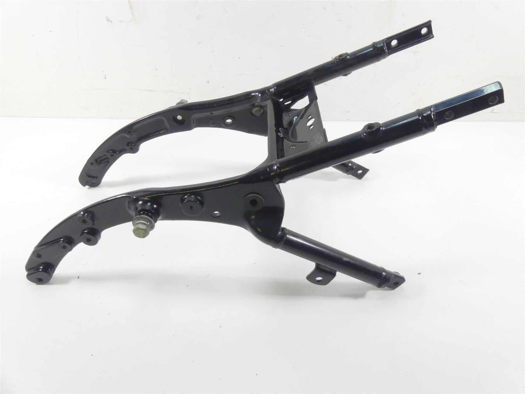2014 Harley Touring FLHTK Electra Glide Strght Rear Sub Frame Subframe 48079-09 {{ shop.shopifyCountryName }} - Mototech271