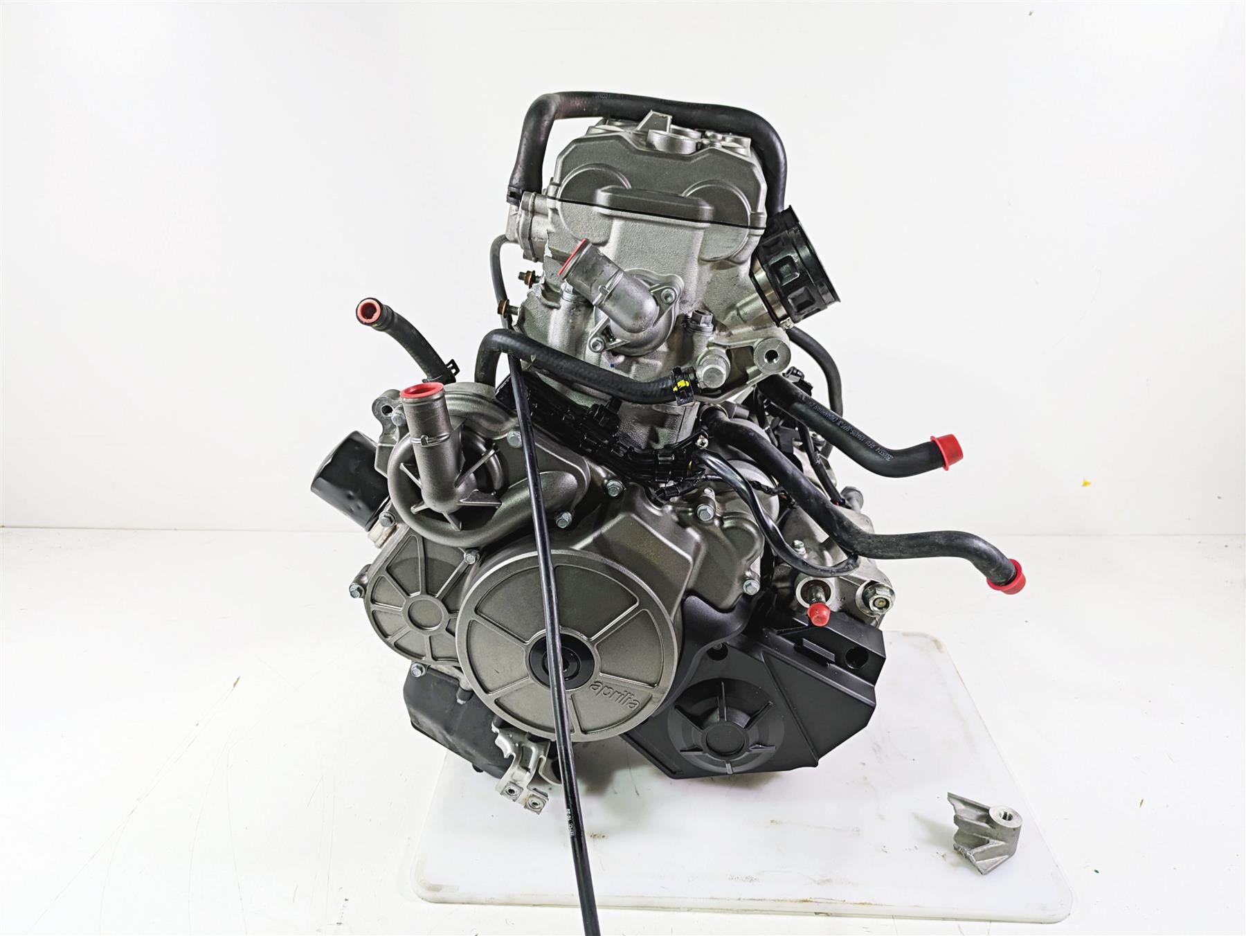 2021 Aprilia RS660 Running Engine Motor 2K -Video -BROKE MOUNT CM2966115 {{ shop.shopifyCountryName }} - Mototech271