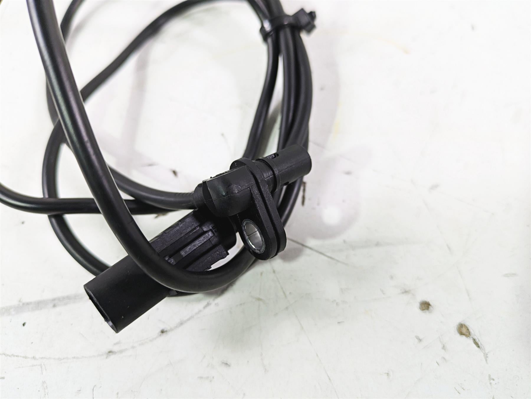 2015 Ducati Panigale 1299 S Front Wheel Speed Abs Brake Sensor 55212111B {{ shop.shopifyCountryName }} - Mototech271