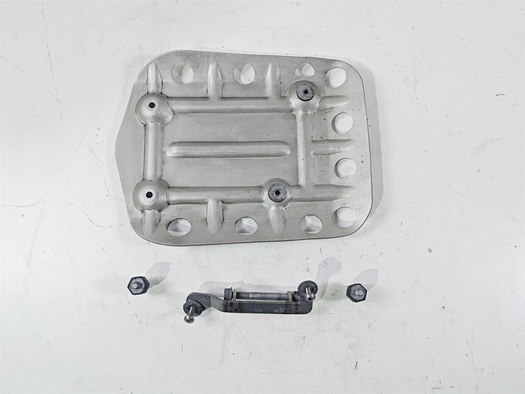 2010 BMW R1200GS K25 Lower Engine Guard Skid Plate 11117717743 {{ shop.shopifyCountryName }} - Mototech271
