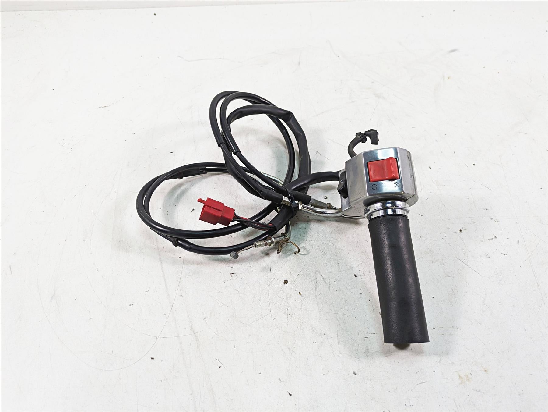 1997 Kawasaki VN1500 Vulcan Right Hand Control Switch - Read 46091-1448 {{ shop.shopifyCountryName }} - Mototech271
