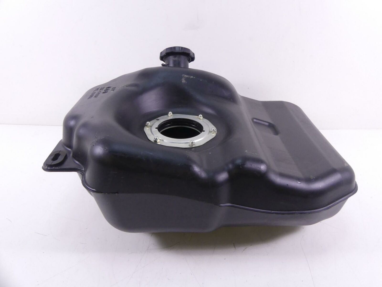 2016 Yamaha YXZ1000R EPS Fuel Gas Petrol Tank Reservoir 2HC-F4110-00-00