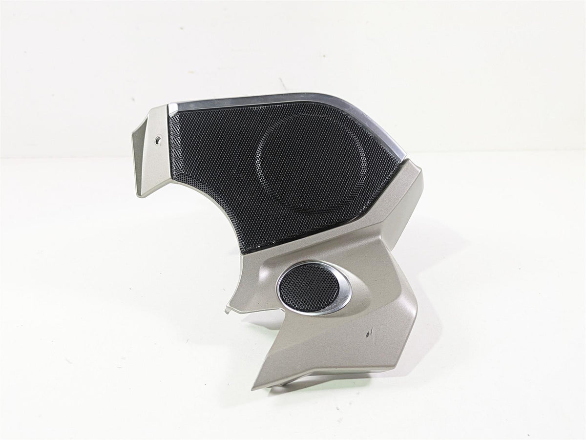2014 BMW K1600 GTL K48 Left Speaker Cover Fairing Cowl - Read 46637709515 {{ shop.shopifyCountryName }} - Mototech271