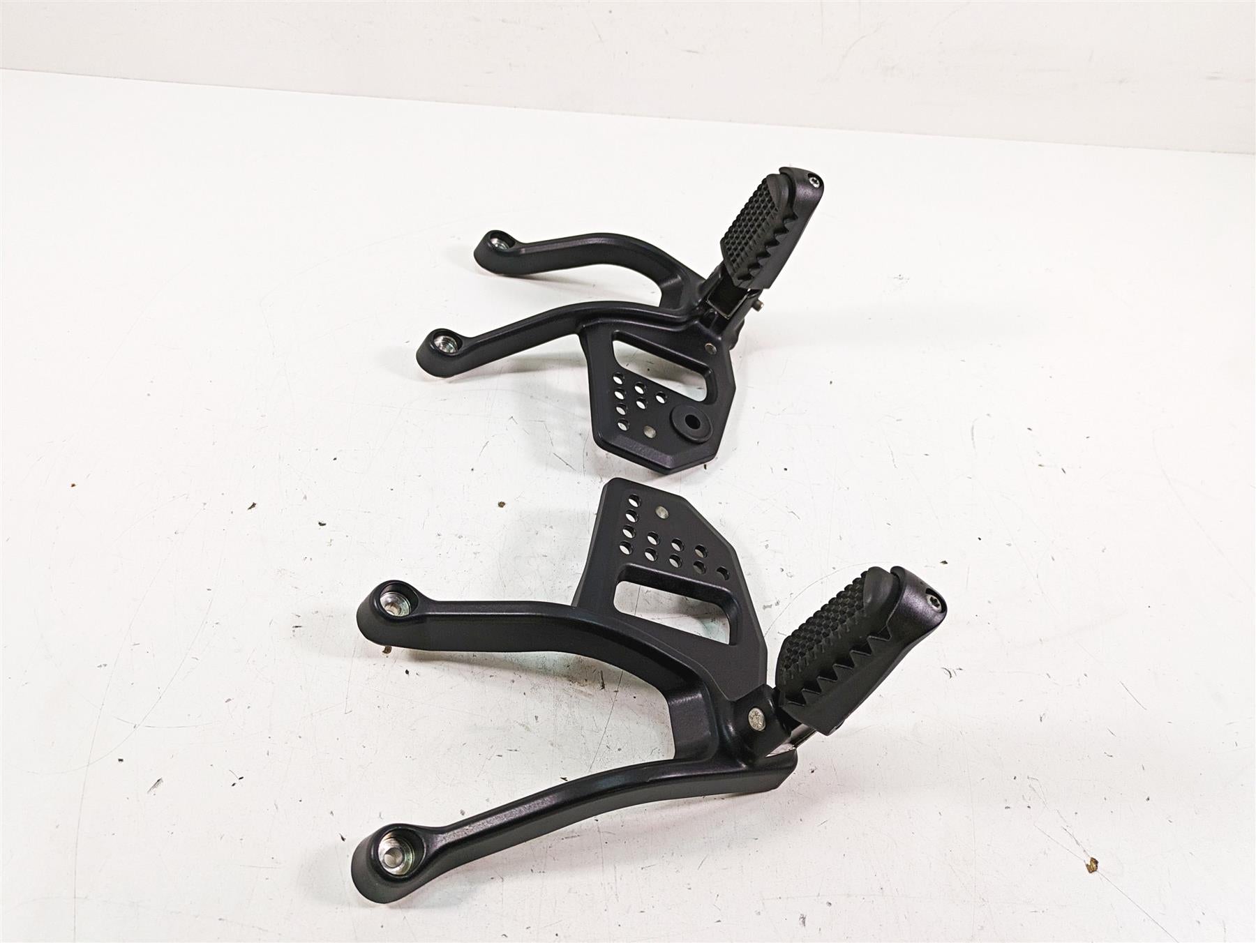 2022 Harley RA1250 S Pan America Rear Passenger Footpeg Rest Set 50501349 {{ shop.shopifyCountryName }} - Mototech271