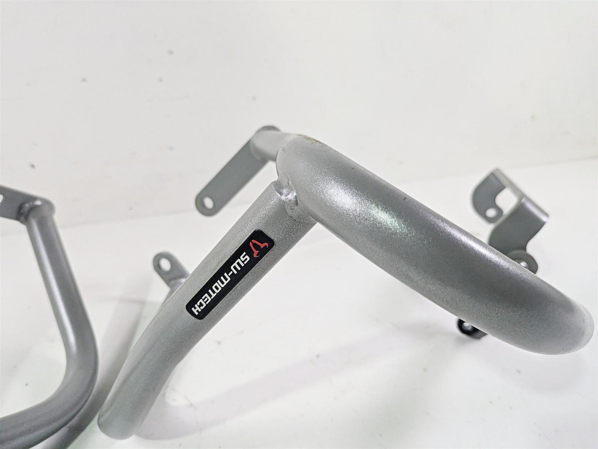 2010 BMW R1200GS K25 SW-Motech Engine Protection Guard Set SBL.07.562.100 {{ shop.shopifyCountryName }} - Mototech271
