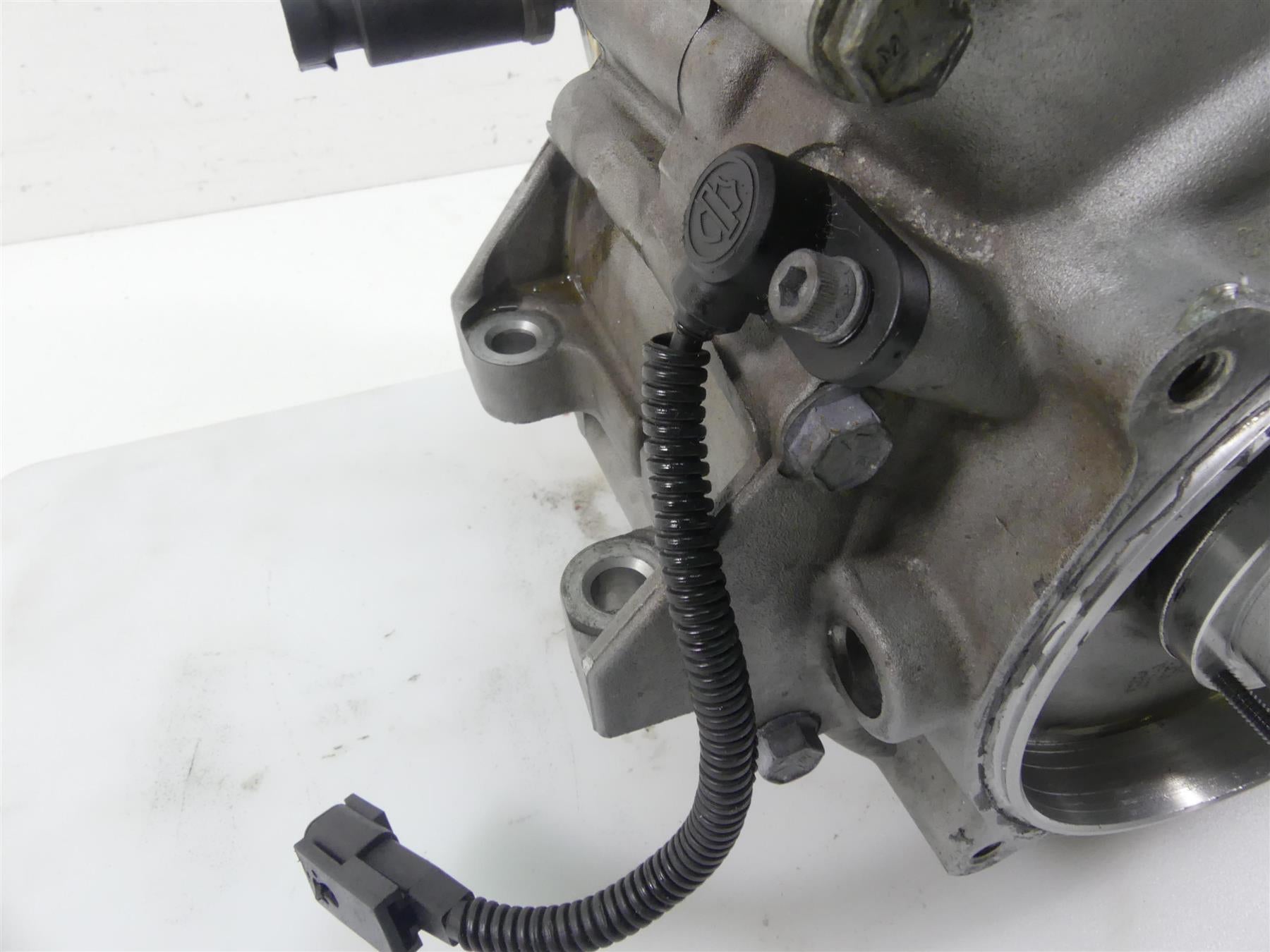 2005 Harley Touring CVO FLHTC SE Electra Glide Bottom End Engine 24596-99C {{ shop.shopifyCountryName }} - Mototech271