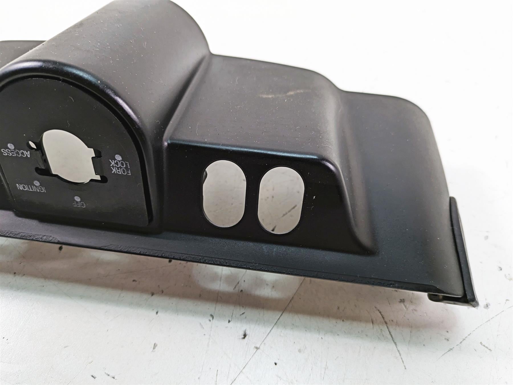 2008 Harley FLHTCU Electra Glide Ignition Switch Cover Fairing 58510-96 {{ shop.shopifyCountryName }} - Mototech271