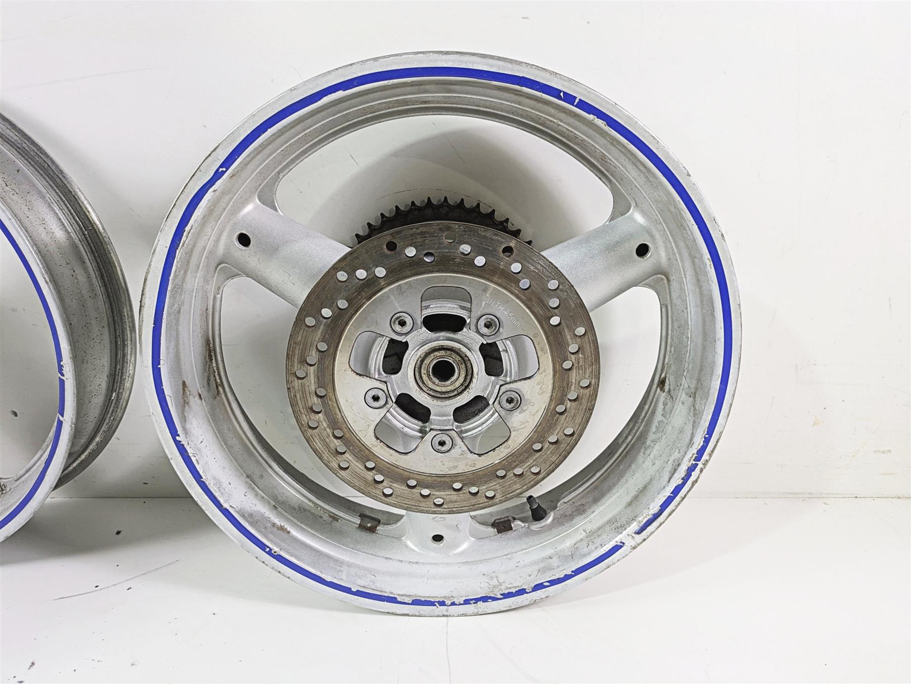 2001 Suzuki SV650 Front Rear Wheel Rim 17x3.5 17x4.5 54111-03FA0 54111-03FA1 {{ shop.shopifyCountryName }} - Mototech271