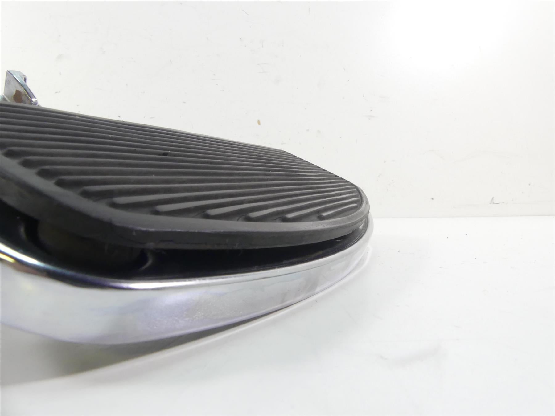 2014 Harley Touring FLHTK Electra Glide Left Rider Floor Board 50621-06 {{ shop.shopifyCountryName }} - Mototech271