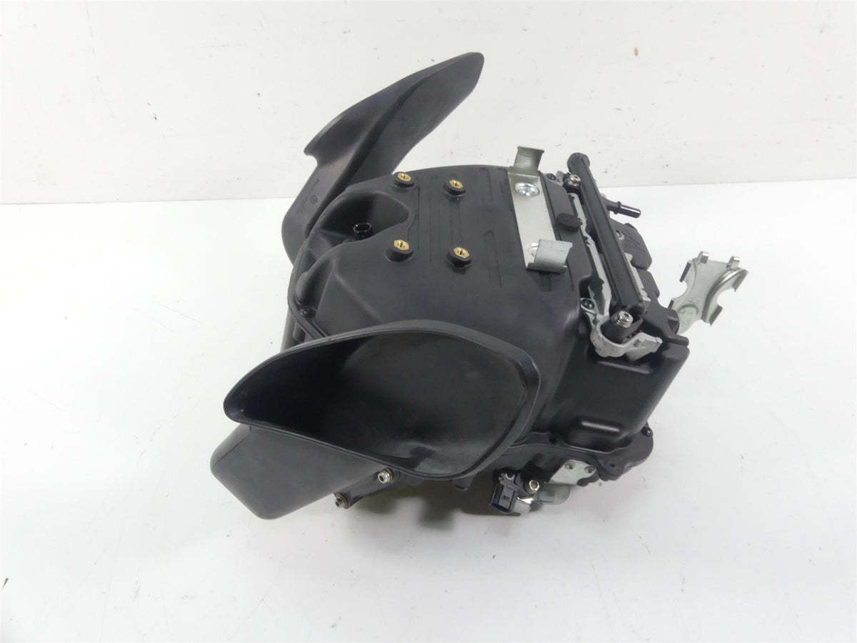 2018 Mv Agusta Brutale 800 RR Air Box Filter Cleaner & Intake Tube Set 8000C2370 {{ shop.shopifyCountryName }} - Mototech271