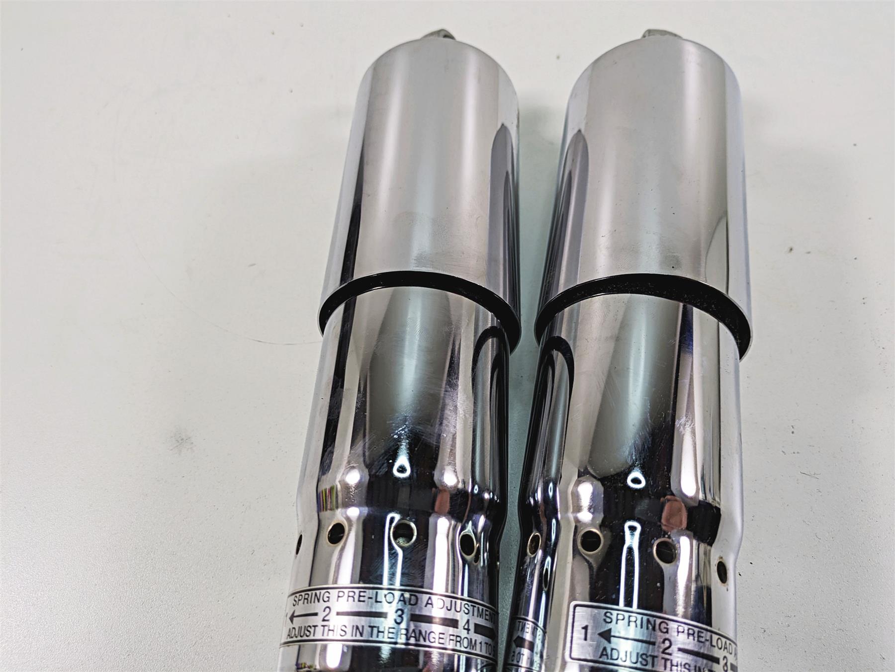 2006 Honda V-Twin VTX1300 R Rear Showa 12" Shocks Damper Set 52400-MEA-671 {{ shop.shopifyCountryName }} - Mototech271