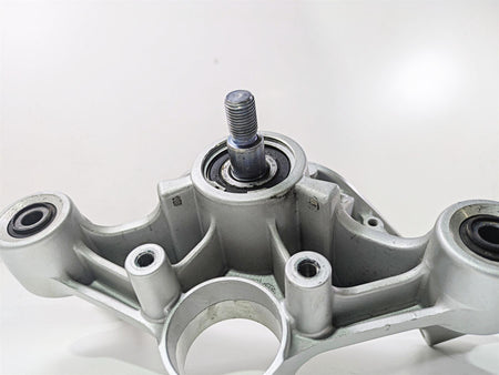 2016 BMW R1200RT K52 Upper Triple Tree Handlebar Bridge 32718520053 {{ shop.shopifyCountryName }} - Mototech271