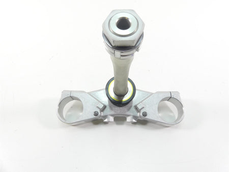 2009 Yamaha XV1700 Road Star Warrior Lower Triple Tree Clamp 5PX-23340-00-00 {{ shop.shopifyCountryName }} - Mototech271