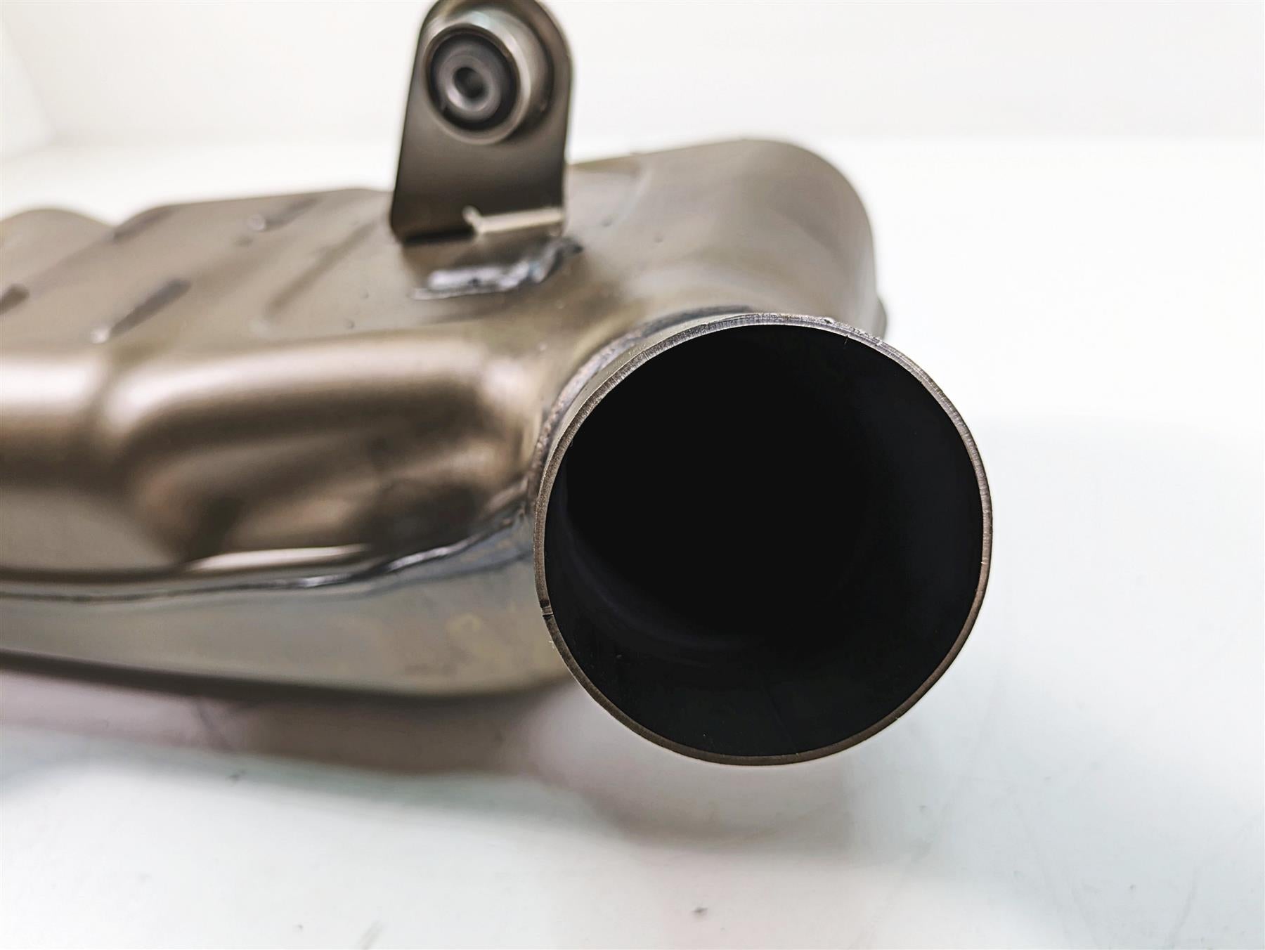 2020 Moto Guzzi V85 TT Adventure Oem Exhaust Pipe Center Chamber 