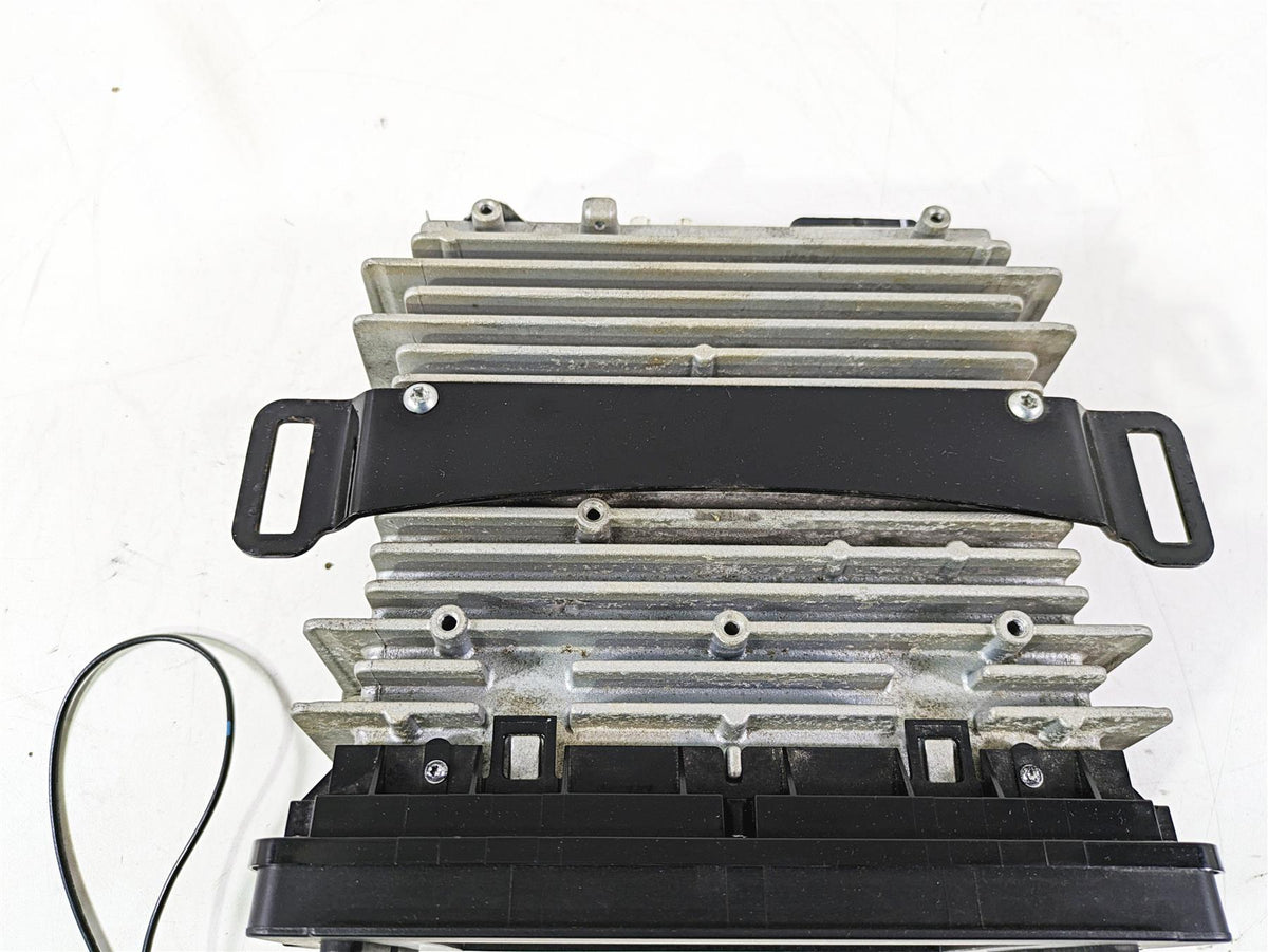 2017 Harley Touring FLTRXS Road Glide Radio Amp Boom Box 6.5GT -Read 76000076B {{ shop.shopifyCountryName }} - Mototech271